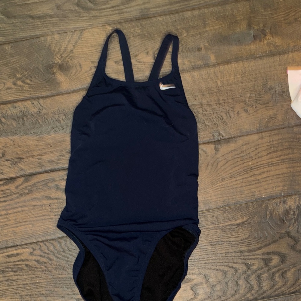 Nike Women’s Navy Blue One-Piece Swim Suit